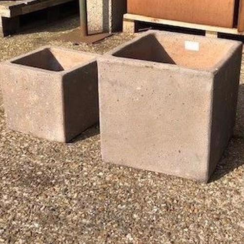 OLD IRONSTONE - TIBER CUBIC BOX PLANTER