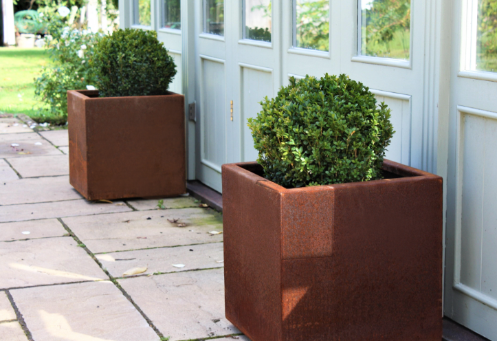 Corten Steel Cube Planter  (40 x 40 x 40cm)